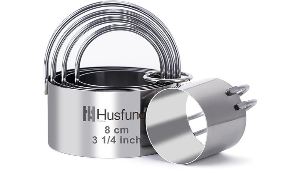 five piece biscuit cutter set