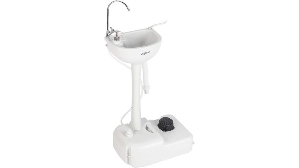 mobile sink with accessories
