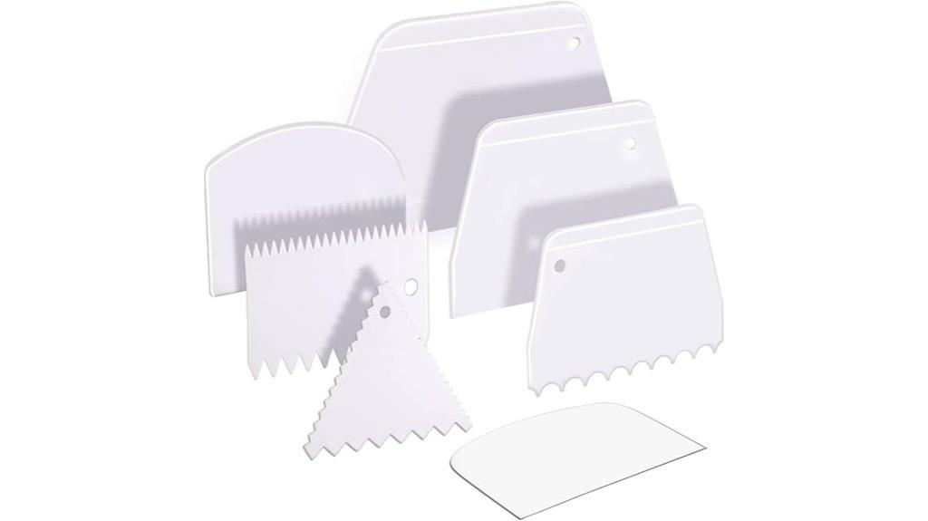 seven piece cake decorating set