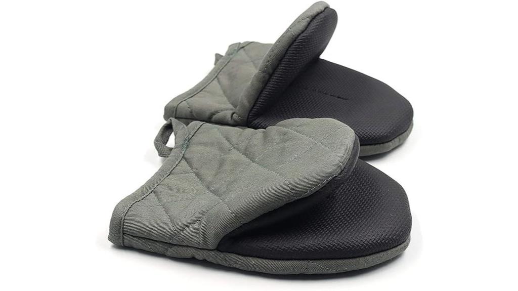 silicone oven mitts pair
