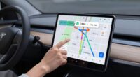 choosing gps subscription plans